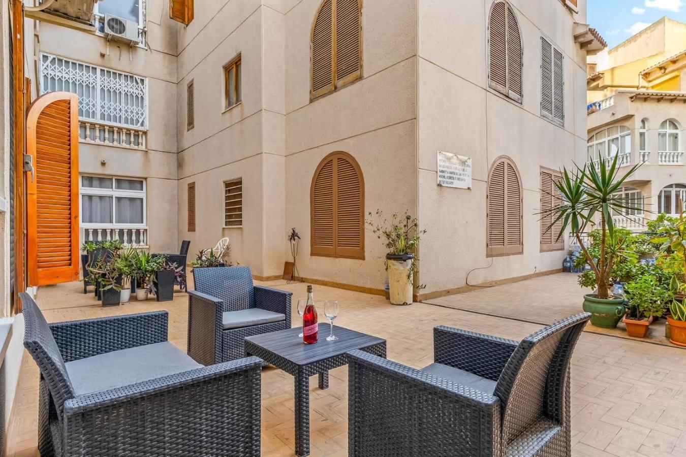Apartamento Estefany A 100 M De Playa Torrevieja Kültér fotó